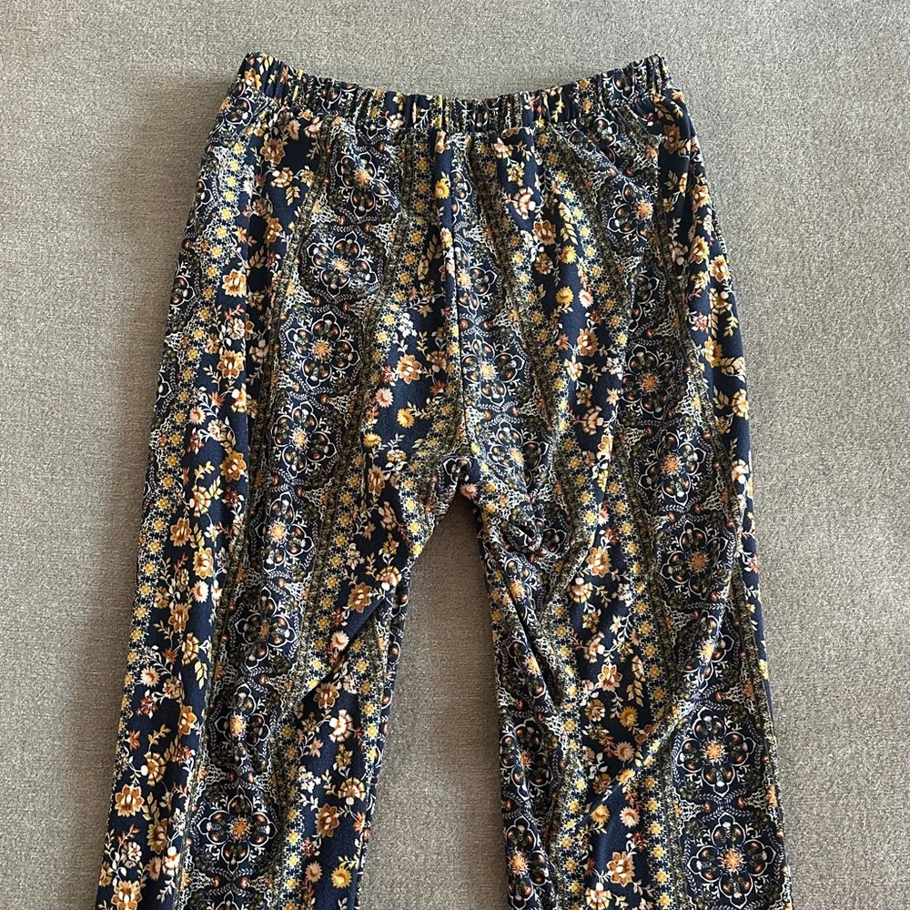 EARTHBOUND Black and Cream Boho Flare Pants - Picture 5 of 9